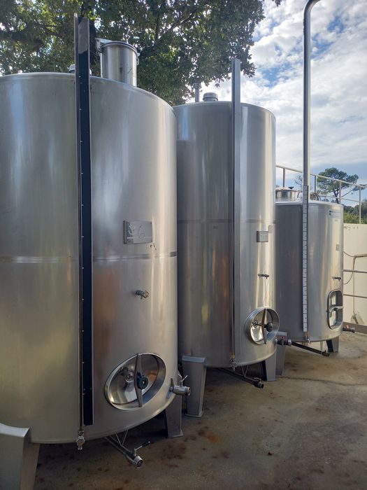 Depositos inox vinho