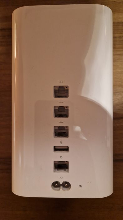 Router Apple Airport - Modelo A1521