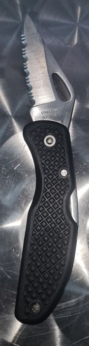 Faca Endura Clipit praticamente nova.