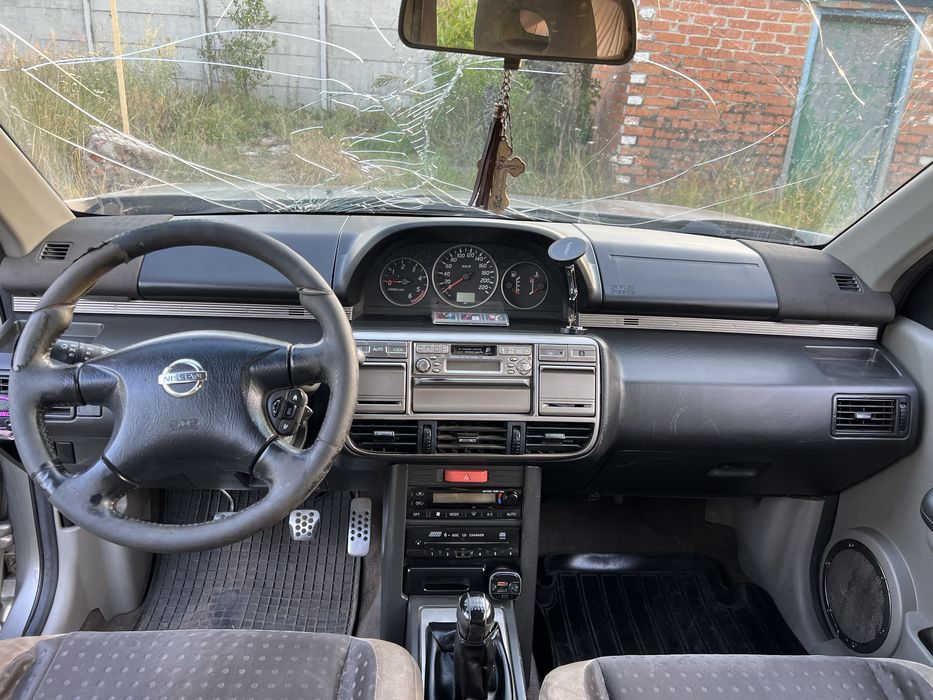 Nissan X Trail T30