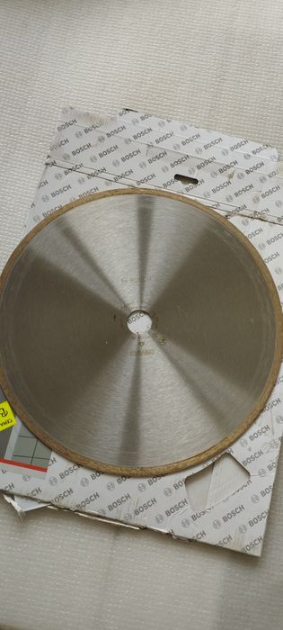 Tarcza BOSCH do cięcia płytek