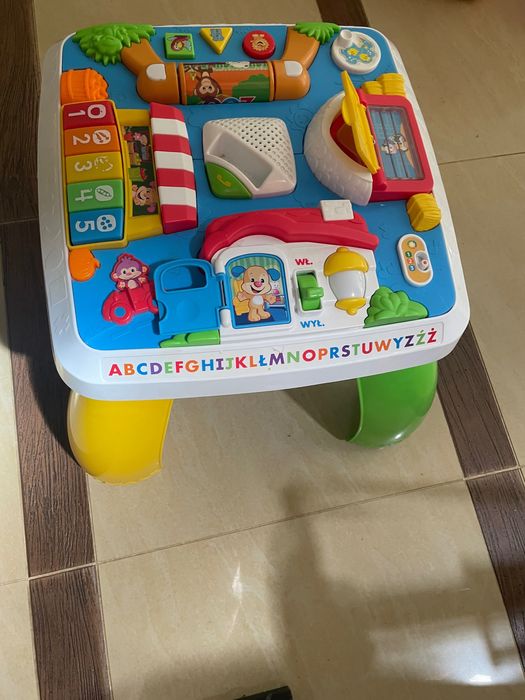 Stolik edukacyjny Fisher price
