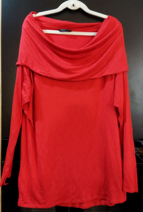 Czerwona bluzka 2XL
