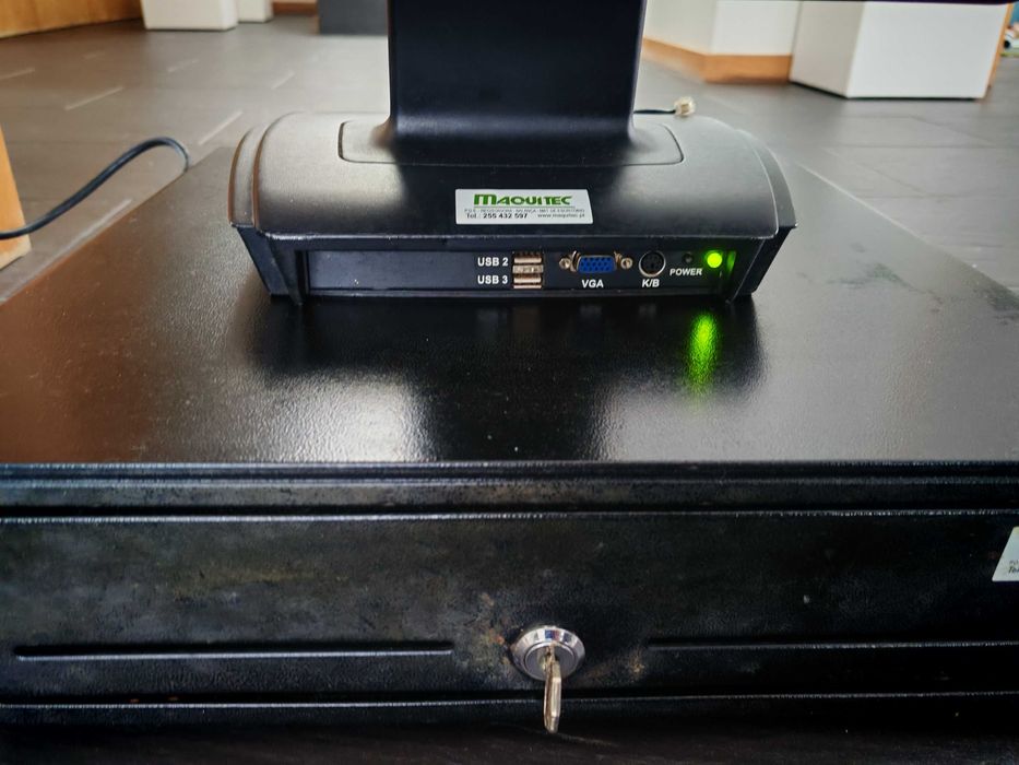 Caixa Registadora com Sistema POS completo com ecrã tátil e impressora Epson