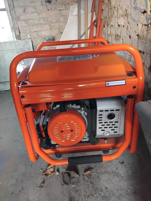 Генератор бензиновий