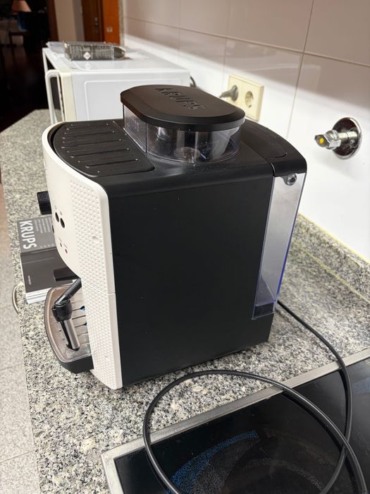 Krups Roma (branca) - Máquina de café automática