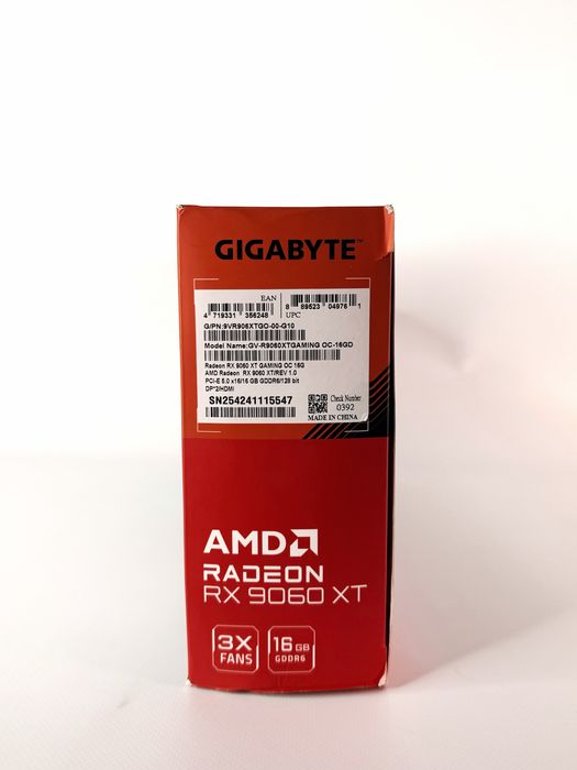 НОВА GIGABYTE Radeon RX 9060 XT Gaming OC 16GB GDDR6