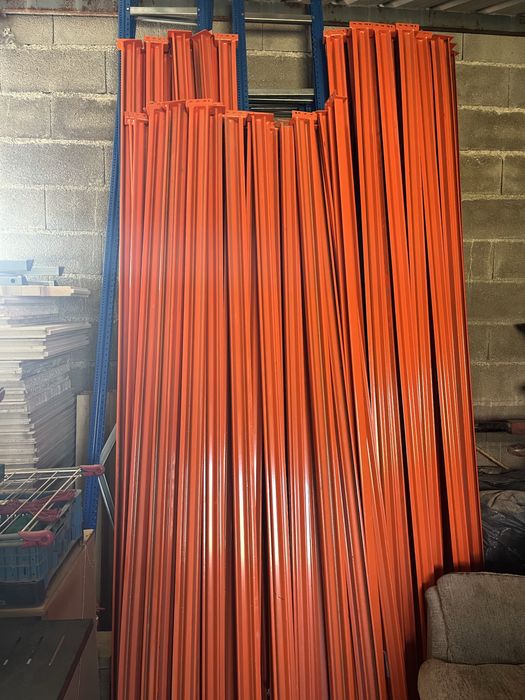 Raks estantes parteleiras