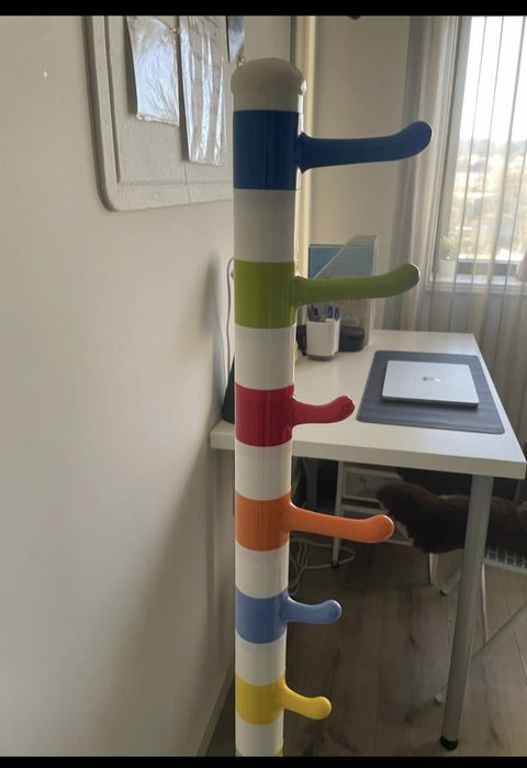 Cabide IKEA. Está como novo