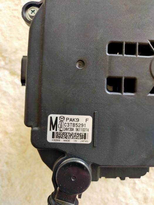 Alternator Mazda 3 cx30 24v130a