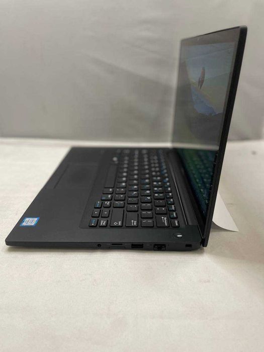 Ноутбук Dell 7480 14" FHD IPS / i5-6300U / 8GB DDR4 / 256GB SSD
