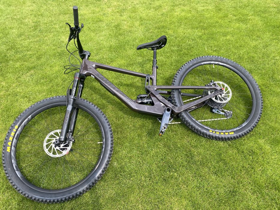 Rower MTB carbon Santa Cruz 5010 - M /film