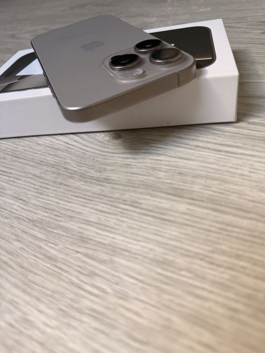 Estado impecável, sem riscos, usado com capa desde o primeiro dia!