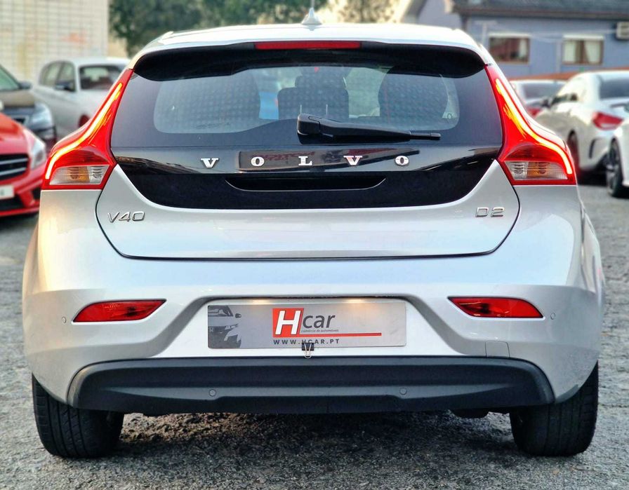 VOLVO V40 MOMENTUM 1.6 2D 115CV