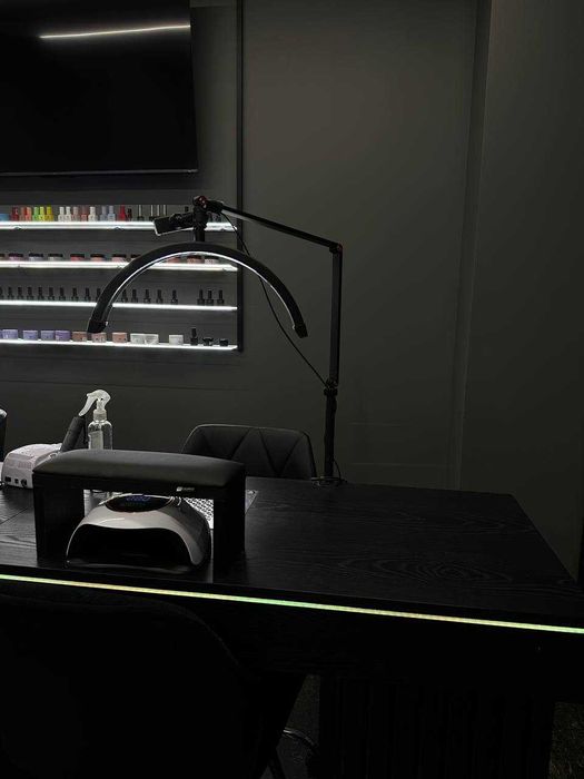 Продається готовий бізнес діючий салон краси на березі міського озера