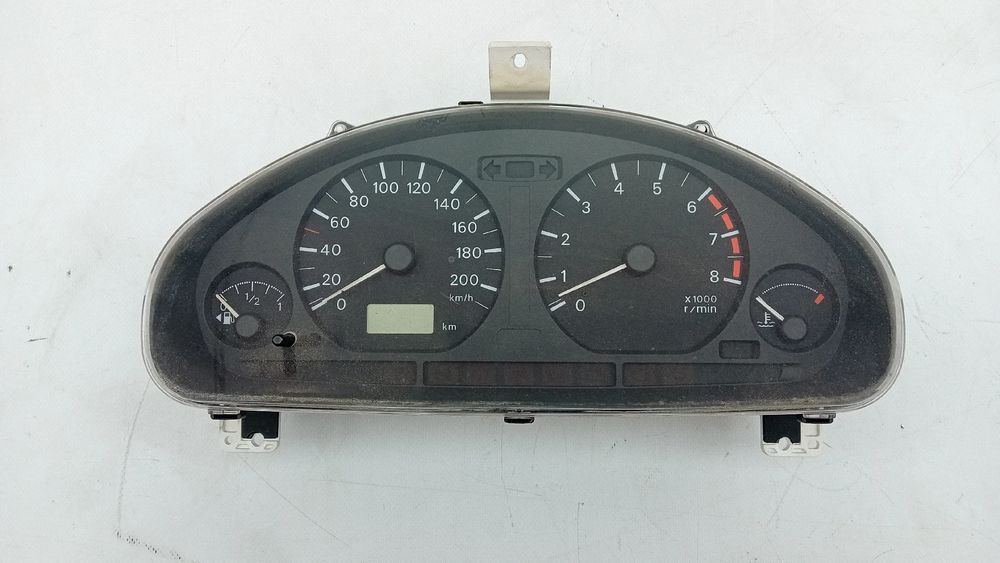 Quadrante / painel de instrumentos MITSUBISHI Space Star Combi (DG_A)