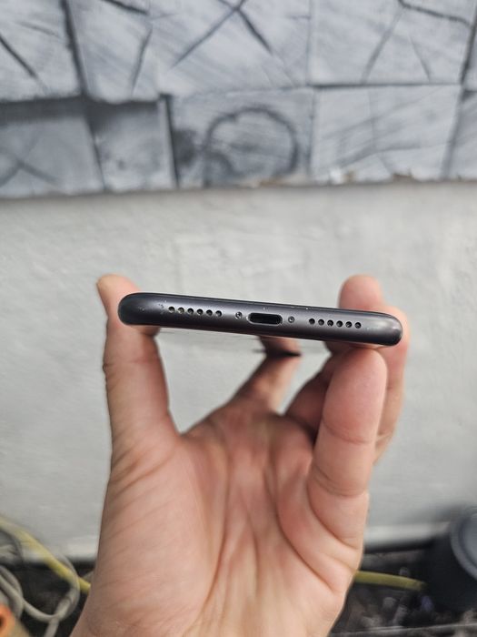 Iphone 11 64gb  100% bateria