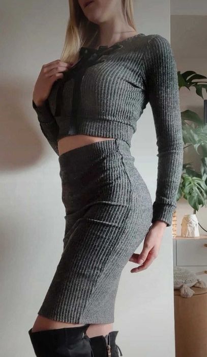 Szary prążkowany komplet (bawełna)