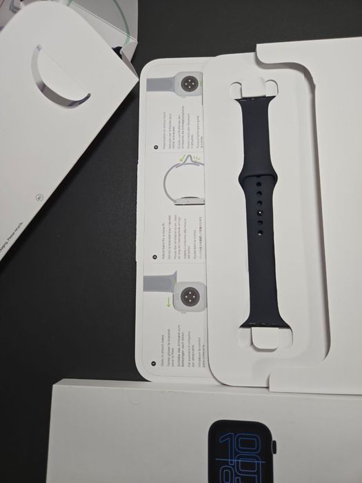 Apple Watch SE 3 44mm Midnight Aluminium M/L Open Box
