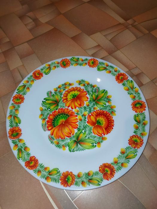 Декоративна тарілка