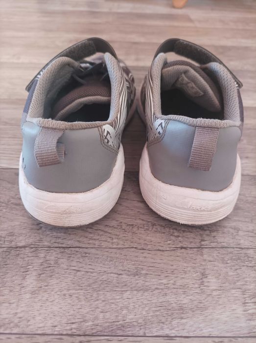 Кросівки Clarks 32 розмір