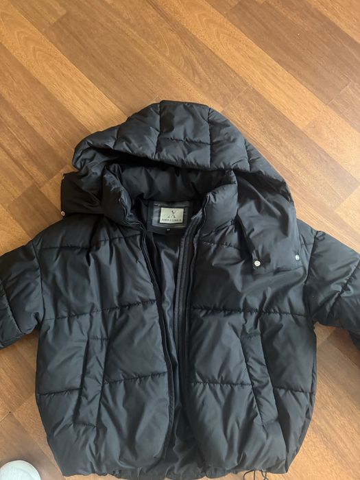 Продам куртку зимнюю  для девочки в идеальном состояни.