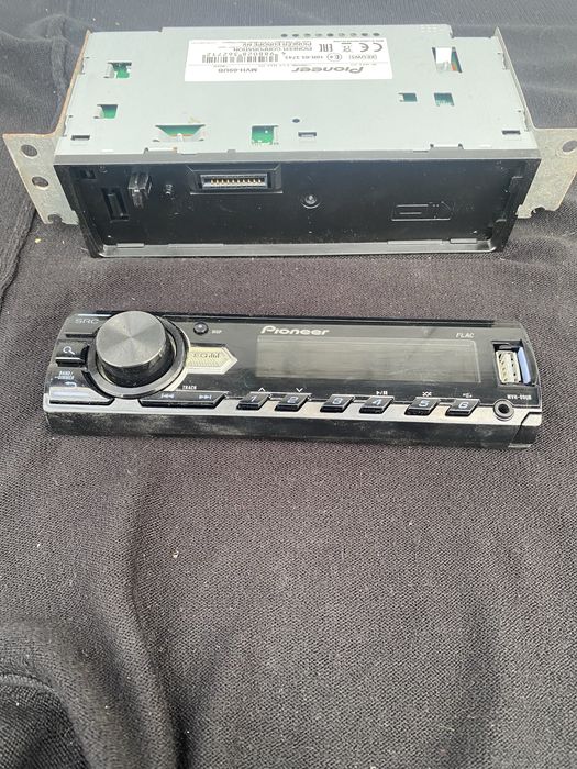 Автомагнітола Pioneer MVH-09UBG