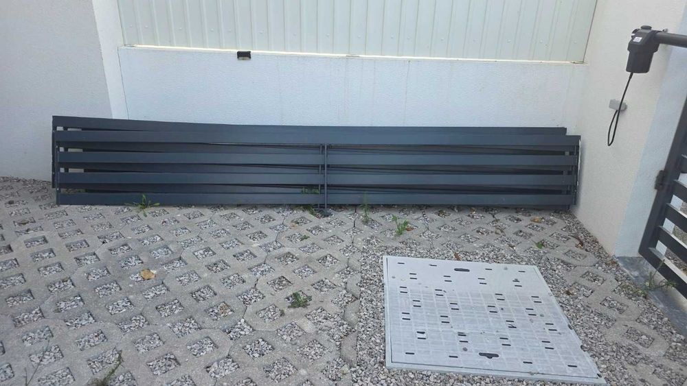 4 painéis de gradeamento em ferro/aço antracite – 300 × 41,5 cm