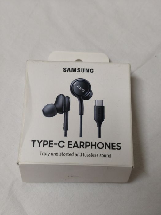 Auriculares Samsung Type-C AKG — Novos, apenas abertos