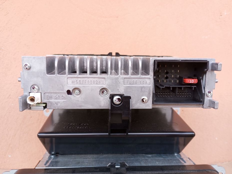 Radio VW RCD210 VW Golf Caddy Touran Jetta