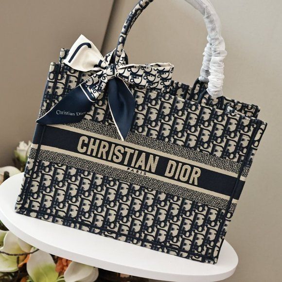 Mala Dior Book Tote