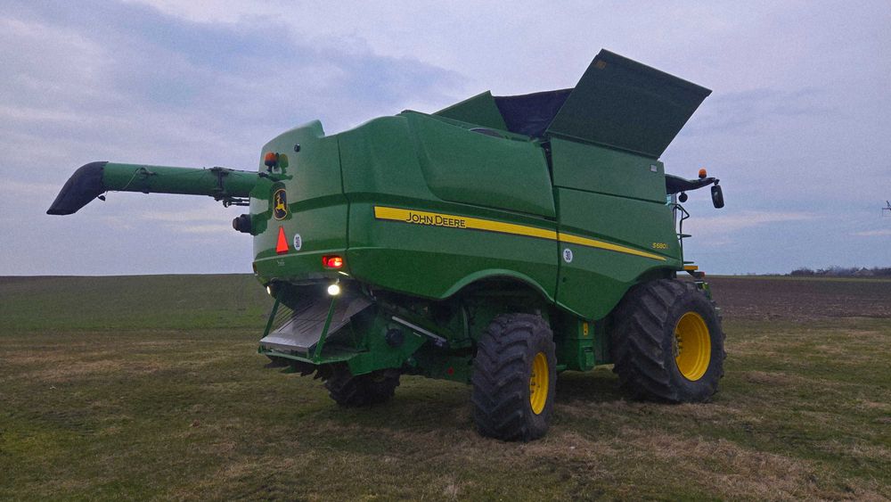 John deere S680i