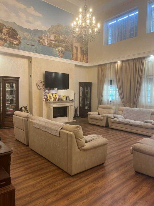 Ексклюзивна інклюзивна резиденція 800 м² | 10 кімнат | 35 соток | 2 басейни | SPA | Обухів