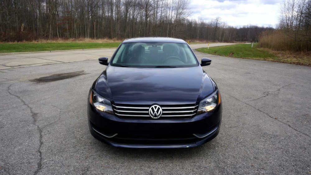 Volkswagen Passat      2013