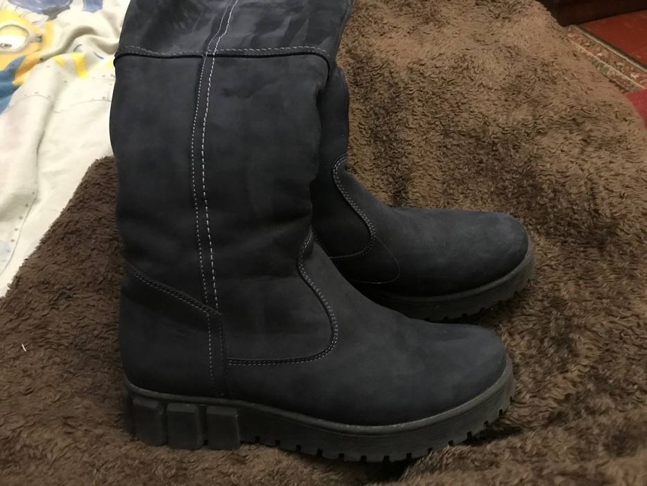 Продам замечательные сапожки 38 размер