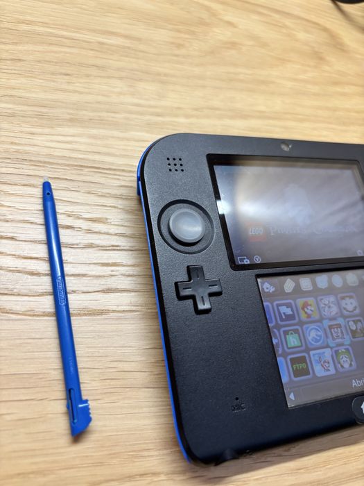 Nintendo 2ds desbloqueada