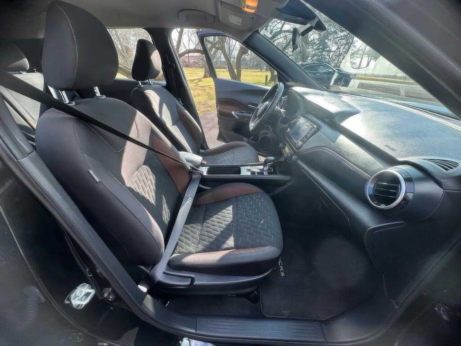 Nissan Kicks      2022