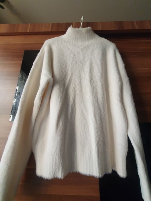 Alpakowy sweterek M-L