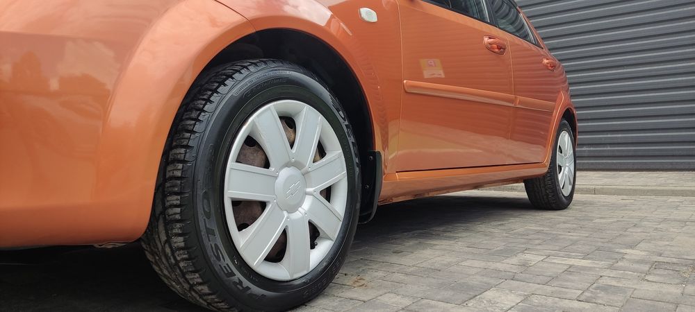 Chevrolet Lacetti 1.6 бензин 2008 р