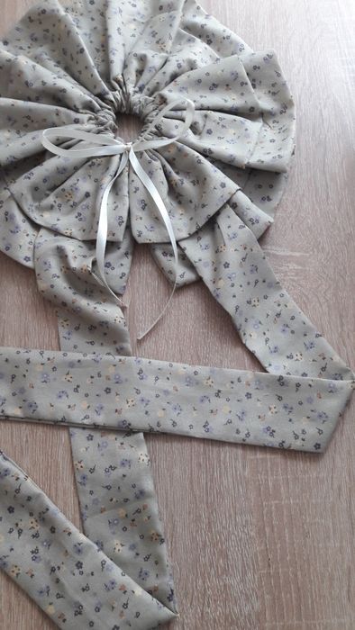 XXL scrunchies z ozdobnymi paskami