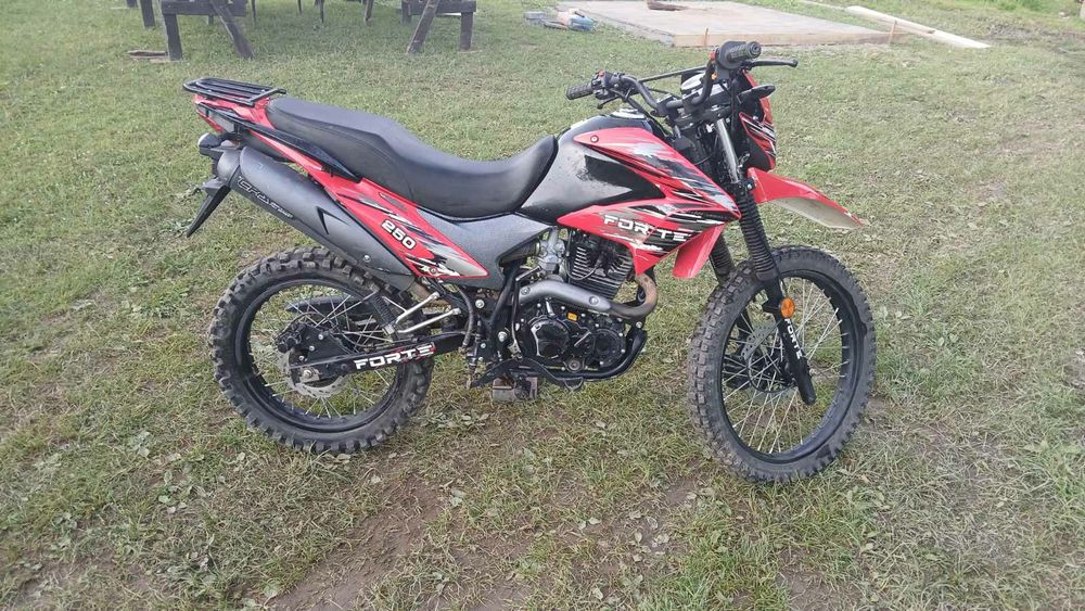 Кросовий мотоцикл Forte крос 250
