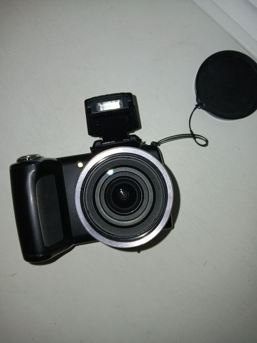 Фотоопарат OLYMPUS SP-620UZ
