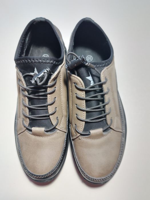 Продам детскую обувь на мальчика