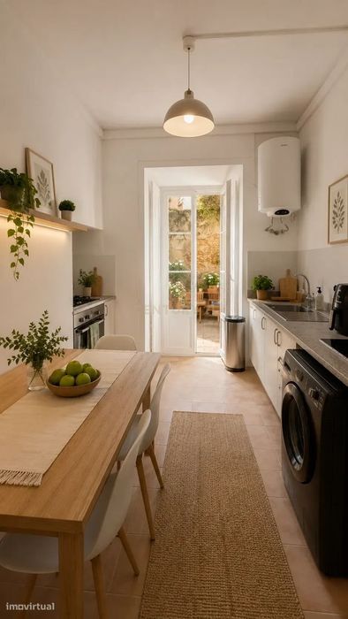 Apartamento T6 na Rua Alexandre Herculano - Oportunidade Única