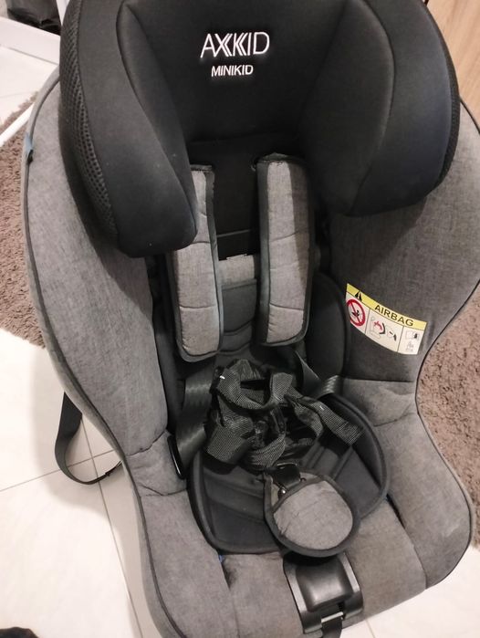 Cadeira auto AXKID MINIKID