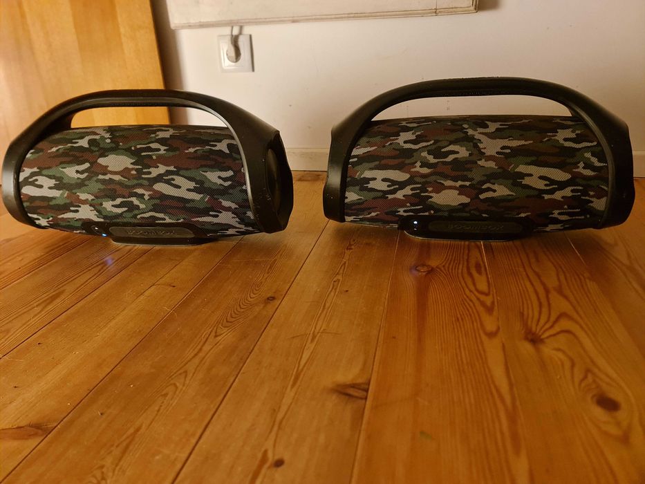 Duas Colunas JBL Boombox Verde Camuflado