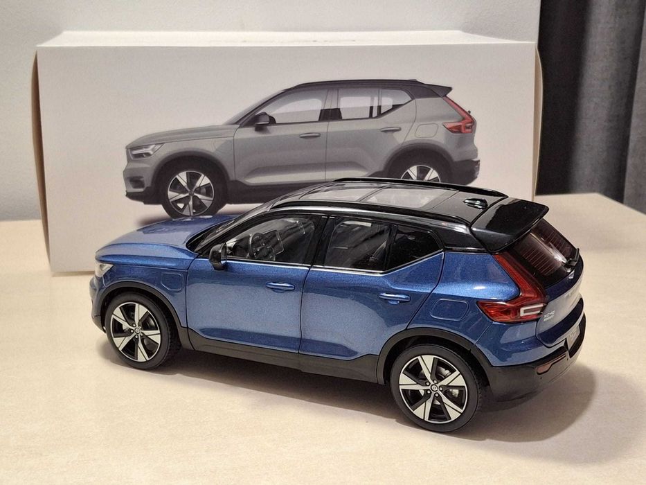 Volvo XC40 1:18 [nowy]
