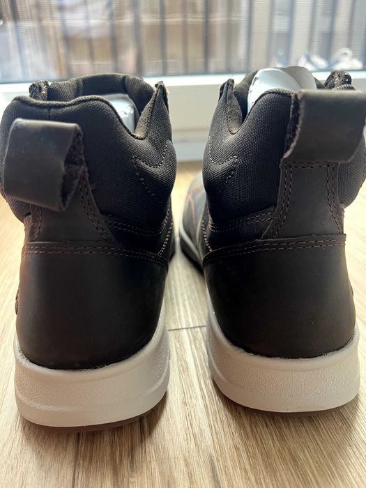 Timberland Parker Street Mid Sneaker - NOWE - skóra 41,5 / EU 41.5