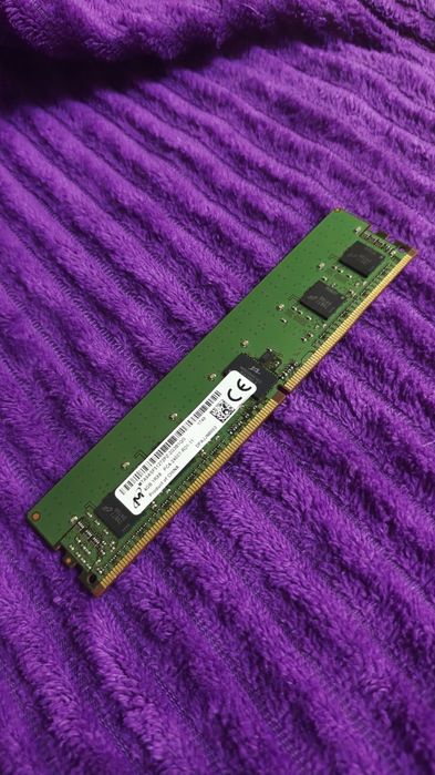 Оперативна пам'ять 4Gb DDR4 2400