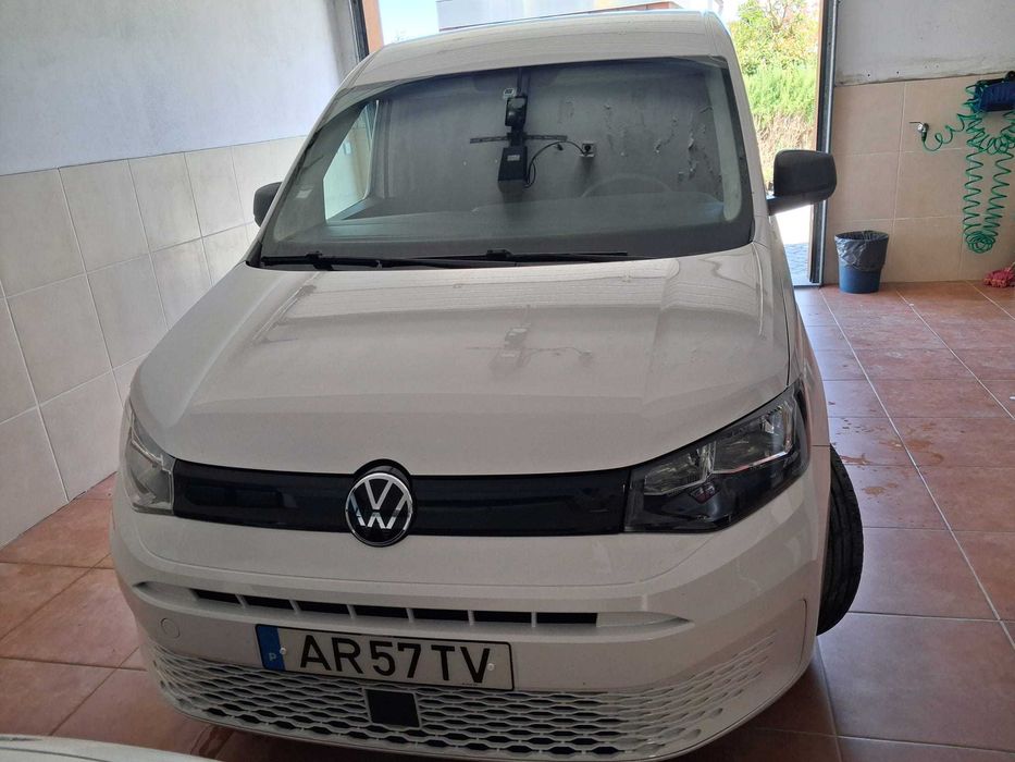VW Caddy Cargo 2.0 TDI 2022 | Nacional | Como Nova (Apenas 125000 km)